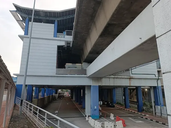 The outside of LRT Abdullah Hukum station.